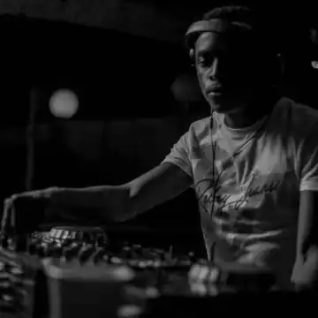 BitterSoul – Ay’fambeni (Original Mix)