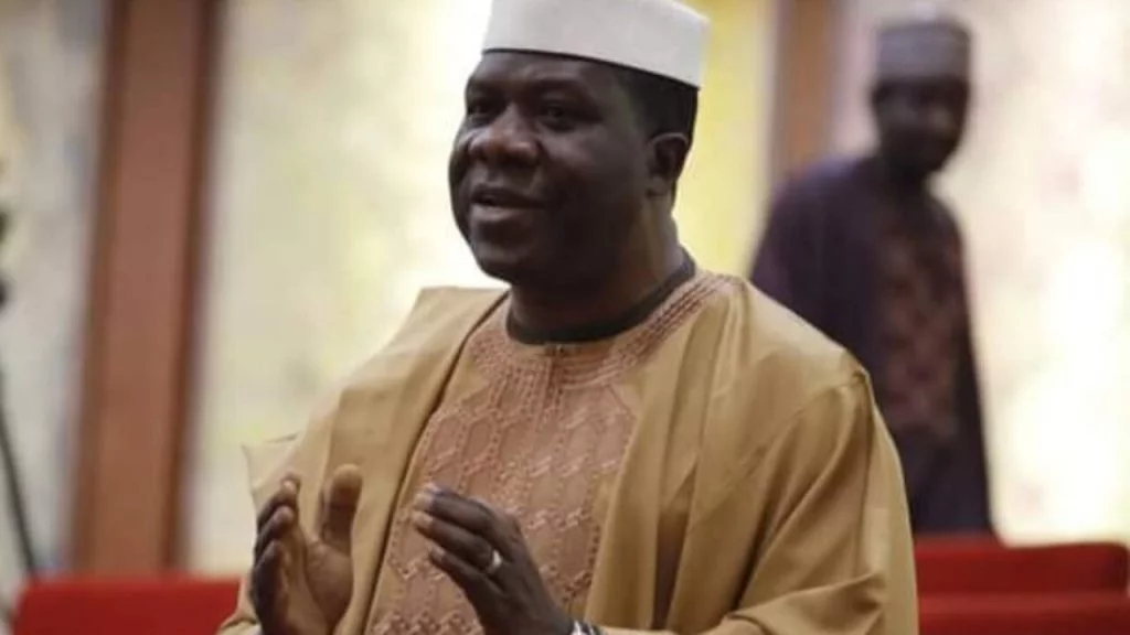 2023: Do away with sentiment to elect credible, competent leader – Senator Bamidele to Nigerians