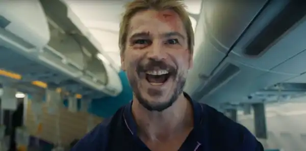Josh Hartnett Faces a Plane Full of Assassins in Fight or Flight Trailer
