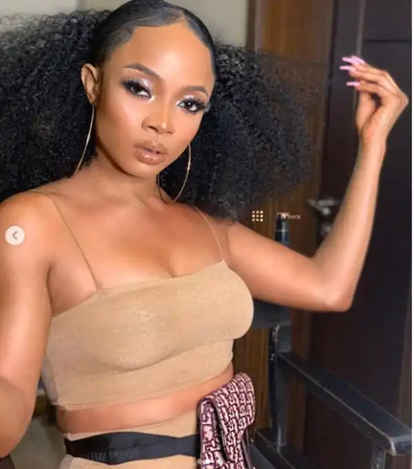 Toke Makinwa splashes 1.2m on Bone Straight hair (Photo)