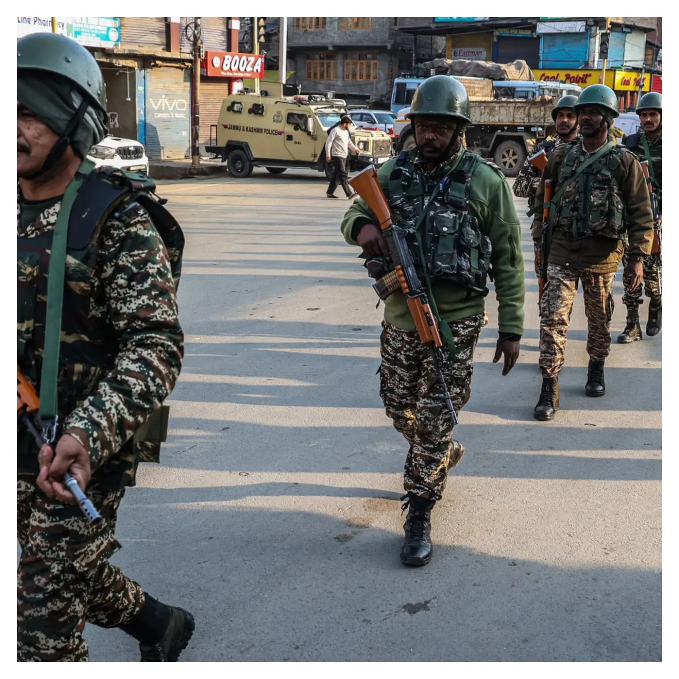 Indian, Pakistani troops exchange fire in Kashmir