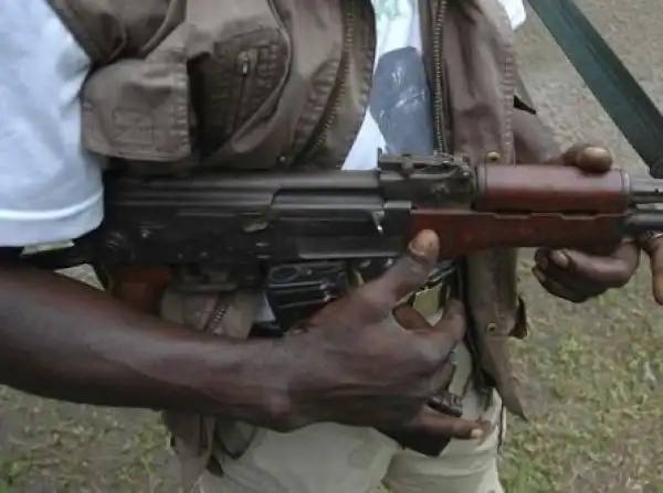 Panic As Robbers Attack Bank In Ekiti, Cart Away Millions