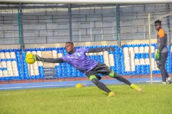 Shooting Stars get goalkeeper Ovunda boost