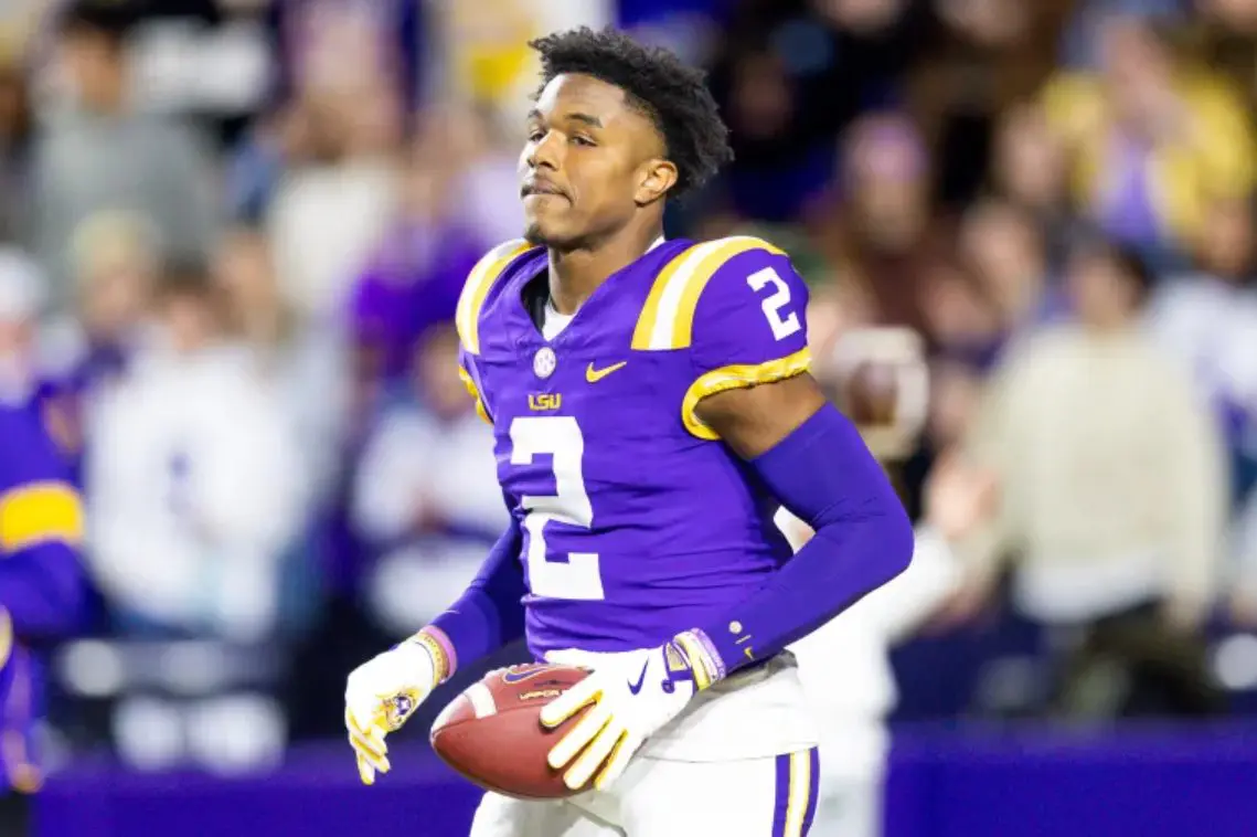 Ex-LSU receiver, Kyren Lacy dies in apparent suicide during police chase
