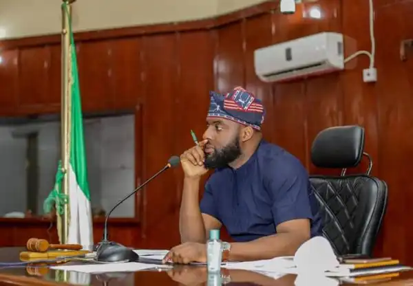 EFCC Arrests Oyo Assembly Speaker for Spending Over N1.03billion On Refurbished Vehicles