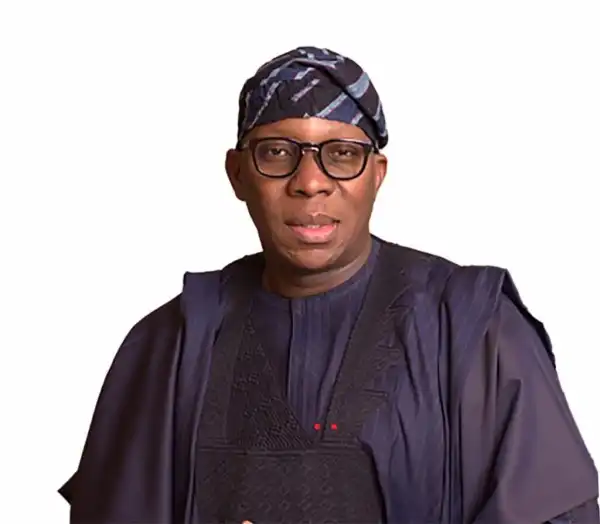 Osun Central Senator, Fadeyi defects to PDP