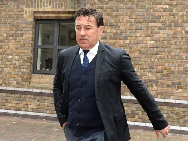 EPL: ‘You can’t sit there’ – Saunders advises Arsenal star to leave club in January