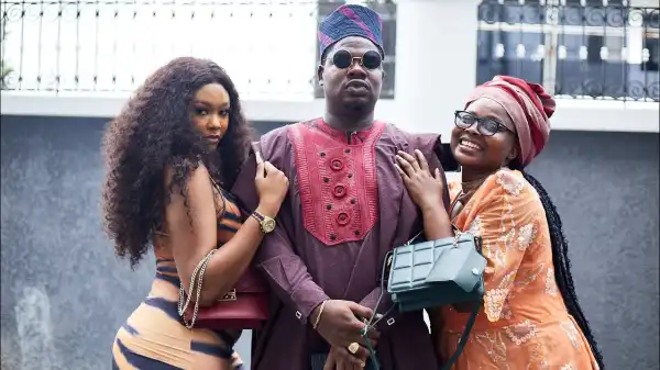 Mr Macaroni  –  Prayer Meeting   (Comedy Video)