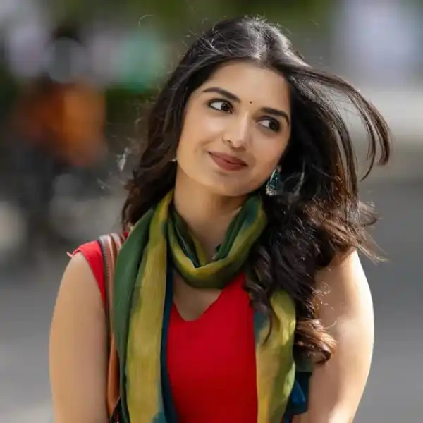 Biography & Career Of Priyanka Jain