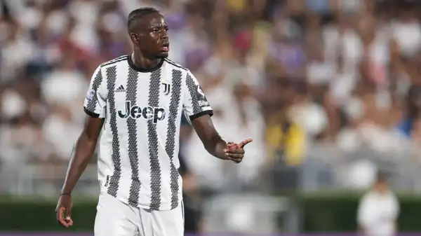 Denis Zakaria joins Chelsea on loan from Juventus