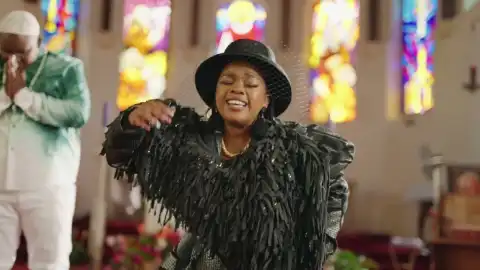 Busta 929 – Ngixolele ft. Boohle (Video)