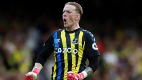 Tottenham launching move for Everton goalkeeper Jordan Pickford