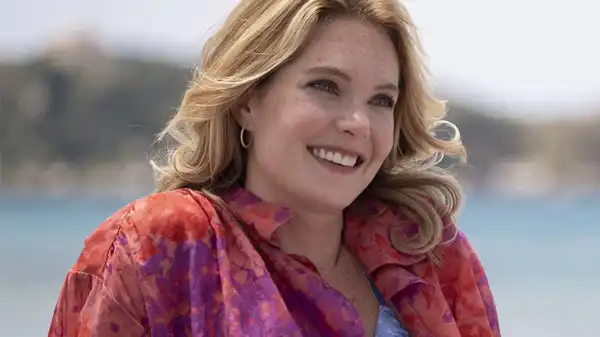 The White Lotus Star Teases Potential Season 1 & 2 Crossover Episode