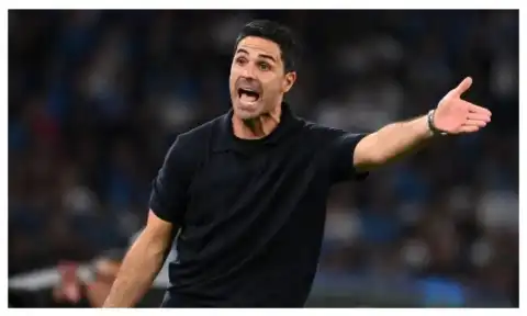 UCL: Mikel Arteta seen raging at three Arsenal stars during 1-0 win over Napoli