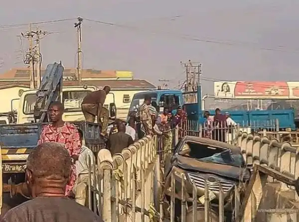 Two Survive As Car Plunges Into Underpass In Kwara