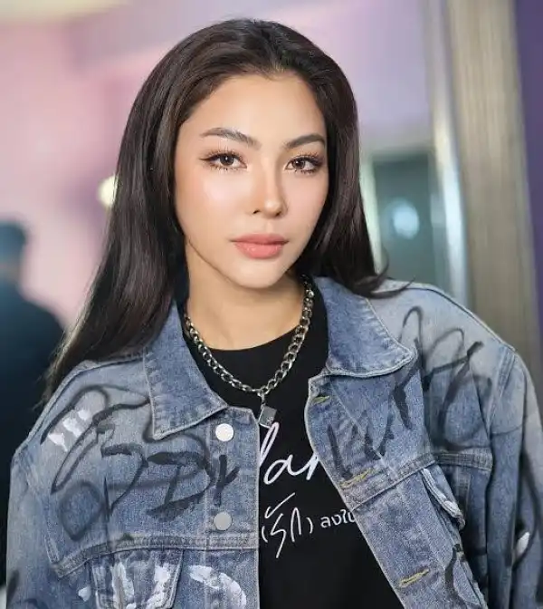 Career & Net Worth Of Peraya Malisorn