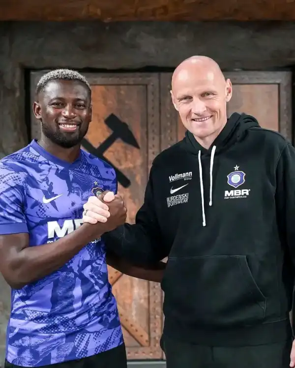 Transfer: Super Eagles defender completes move to German club FC Erzgebirge Aue