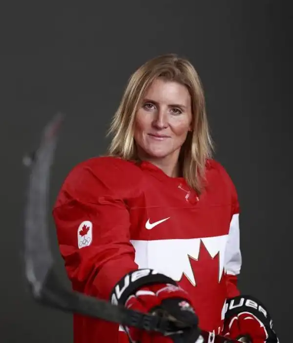 Biography & Career Of Hayley Wickenheiser