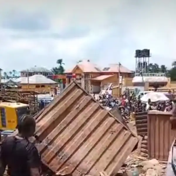 Abia govt demolishes more illegal structures in Umuahia
