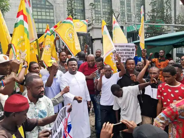 Protest rocks CAC head office over National Youth Council of Nigeria deregistration