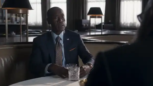 Secret Invasion Director Reveals Timeline for Rhodey’s Skrull Kidnapping