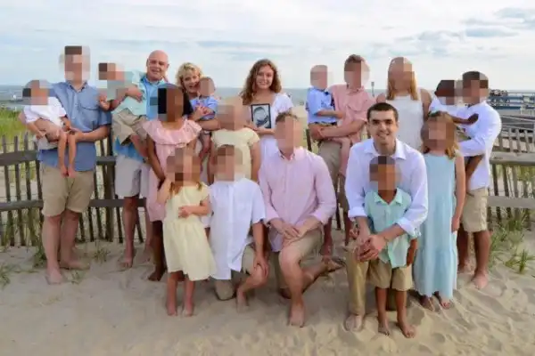 Mum Infects Her 17 Children With Coronavirus In US As She Didn