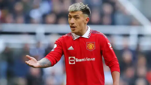 Lisandro Martinez undergoes surgery on foot injury