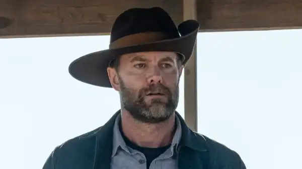 Fans Think Lanterns Actor Is Secretly Green Arrow in DCU Series