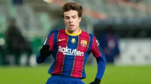 Barcelona willing to hand Riqui Puig free transfer