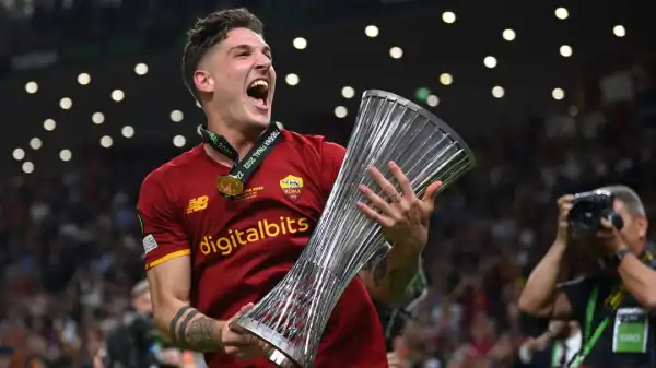 Tottenham hold talks with Roma over Nicolo Zaniolo