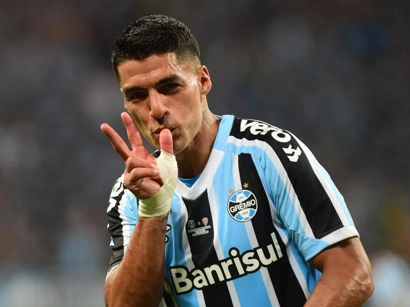 EPL: He lacks level – Suarez on Arsenal’s Viktor Gyokeres