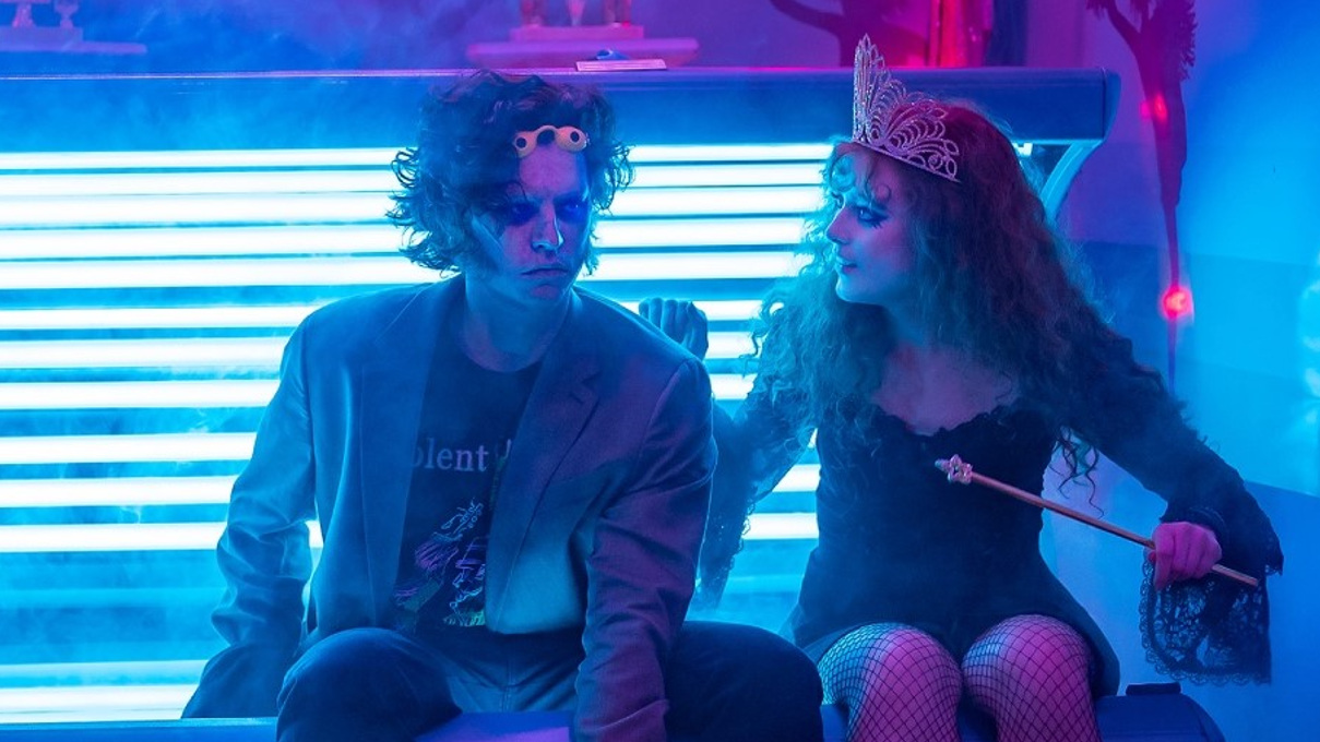 Lisa Frankenstein Image Previews Gothic Romance Between Kathryn Newton and Cole Sprouse