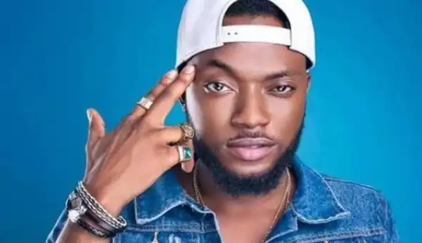 Dremo And Friends Survive Robbery Attack In Lagos Traffic (Photos)