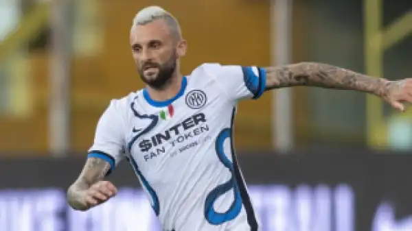 Brozovic responds to Inter Milan fans over contract plans