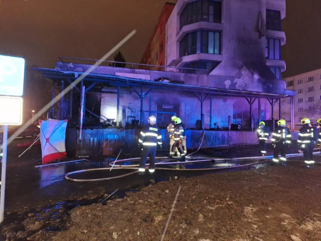 Six feared dead in Czech restaurant inferno