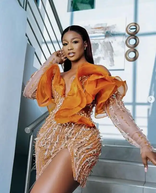 Lillian Afegbai Laments After Her Car’s Side Mirror Was Stolen By Hoodlums In Lagos (Video)