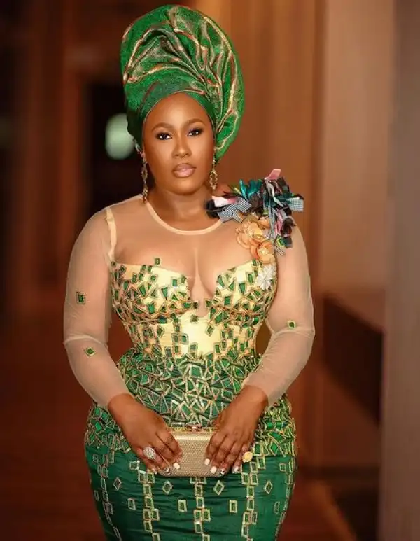 Uche Jombo Reacts As Nigerians Drag Genevieve, Others Over Absence At Rita Dominic