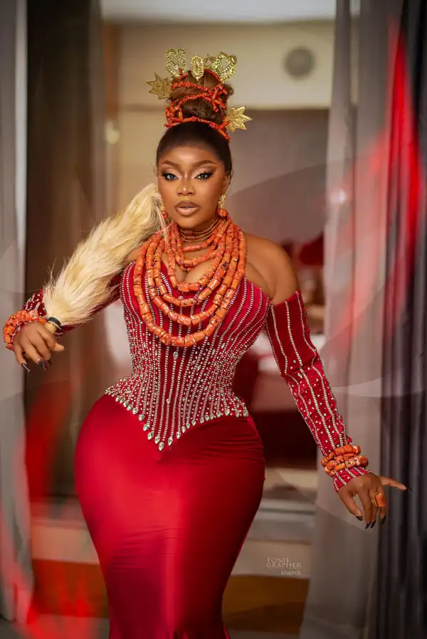 Skitmaker, Ashmusy Cries Out After She Mistakenly Sent N1 Million To A Fan