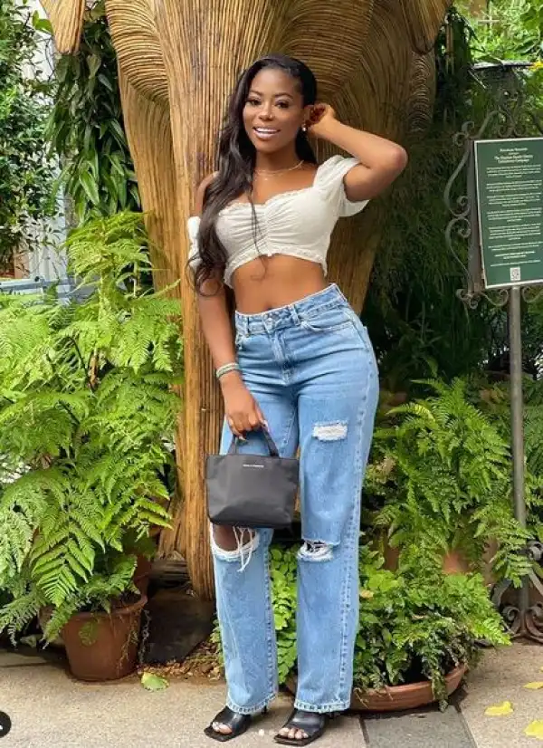 Nobody Has The Right To Shoot You – Sophia Momodu Tells Admirer Who Said He Was Afraid Of Approaching Her