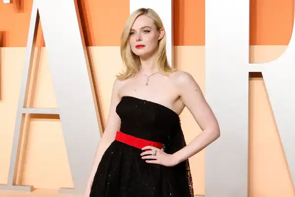 The Hunger Games: Sunrise on the Reaping Eyes Elle Fanning for Prequel Movie