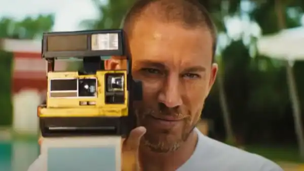 Zoë Kravitz Explains Why Pussy Island Title Changed to Blink Twice