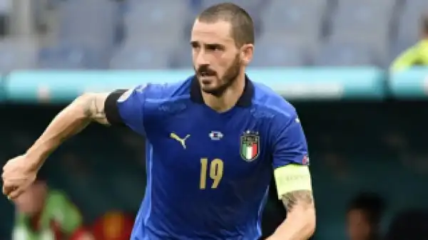 Juventus defender Bonucci sorry seeing Messi leave Barcelona