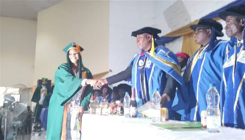 Delta Poly generates energy internally