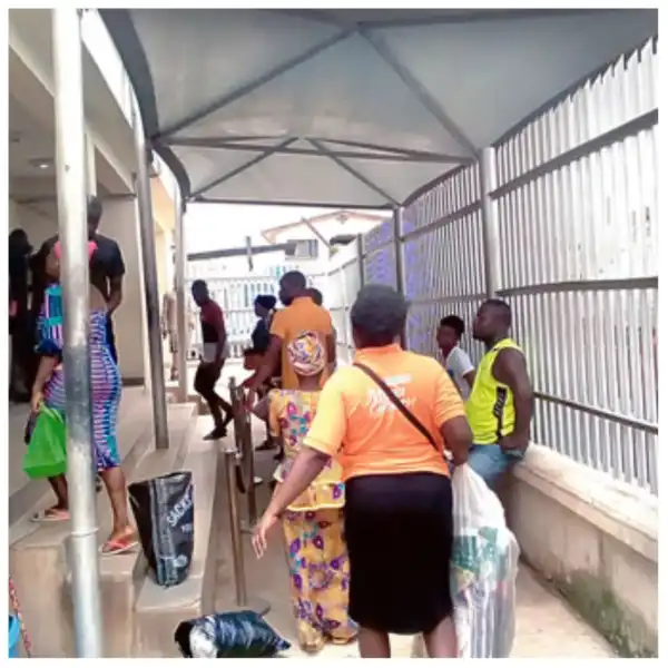 Rowdy scenes in banks, ATM points over new naira notes in Ilorin