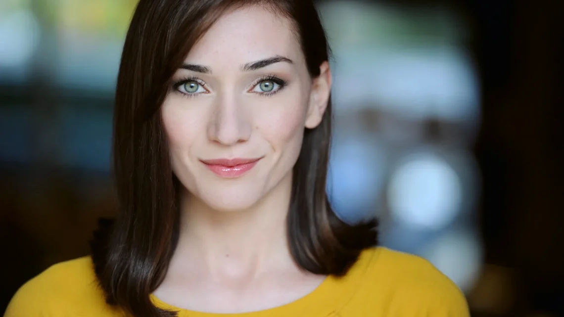 Age & Career Of Jocelyn DeBoer