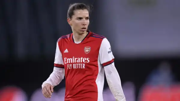 Tobin Heath signs for OL Reign