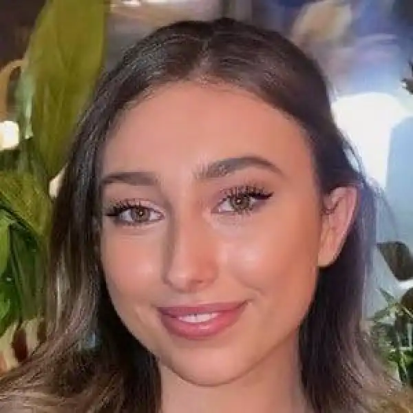 Biography & Career Of Chloe May