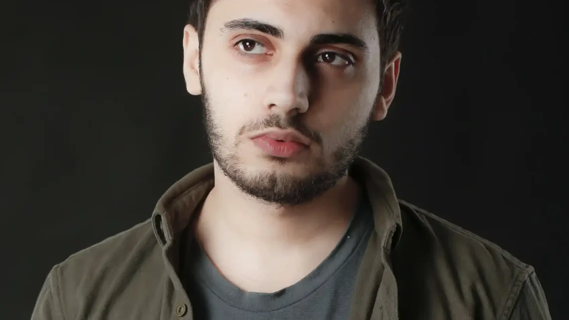 Age & Career Of Kaya Giray