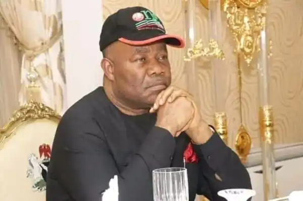 APC Committee Suspends Akpabio