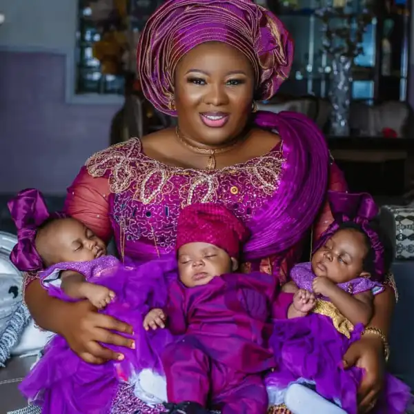 Nigerian woman gives birth to triplets after 13 years of waiting